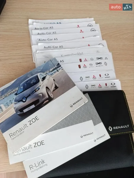 Хэтчбек Renault Zoe 2017 в Львове документ