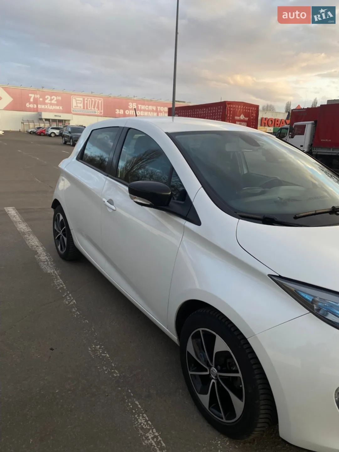 2017 Renault ZOE - мініатюра 3
