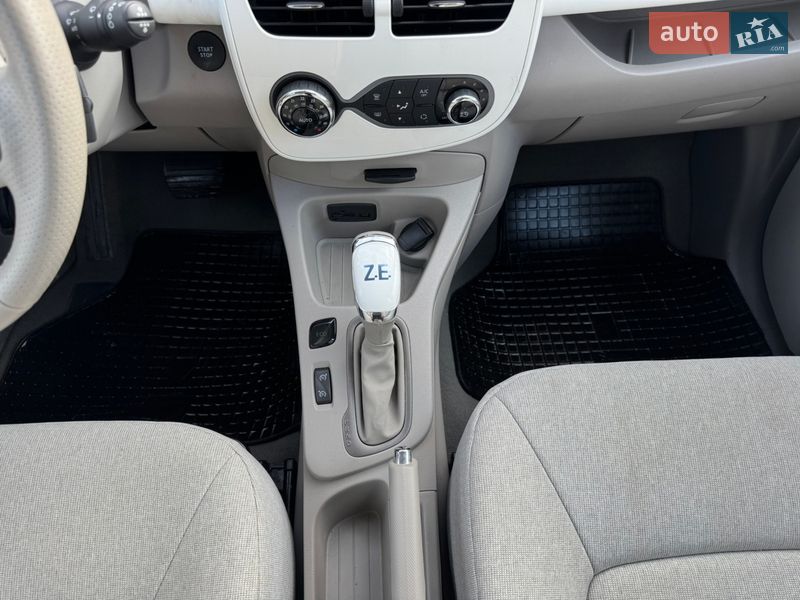 Хэтчбек Renault Zoe 2019 в Киеве
