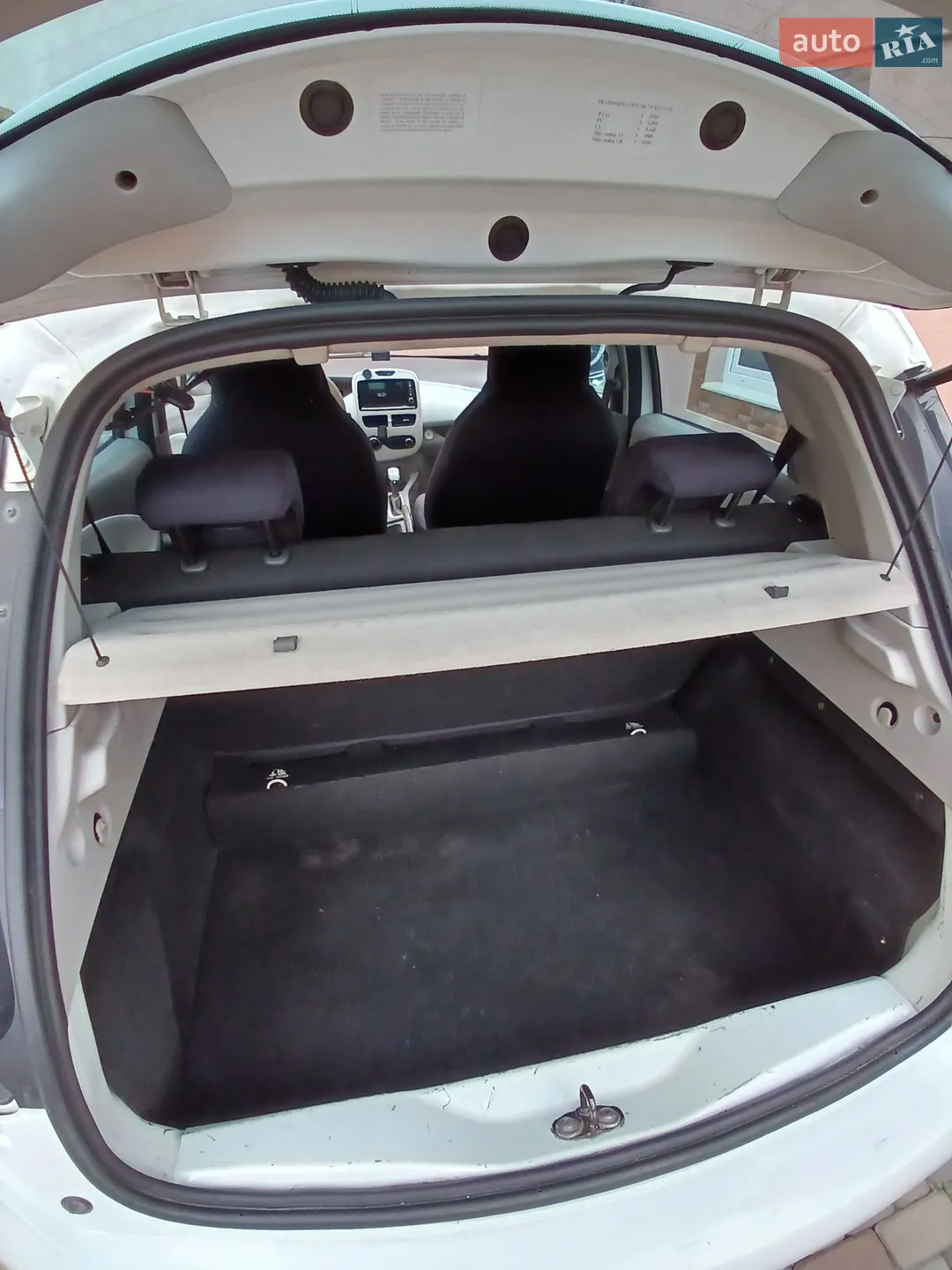 2015 Renault ZOE - мініатюра 14