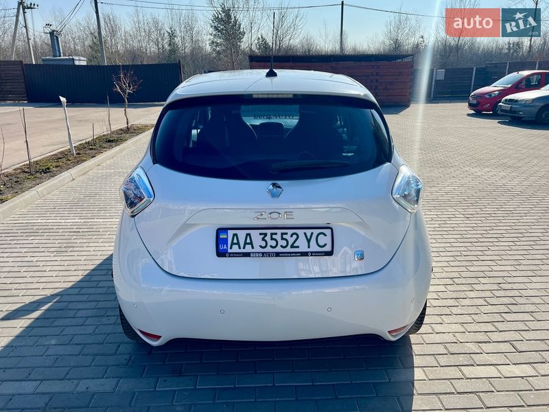 Хэтчбек Renault Zoe 2015 в Киеве фото 5 Хэтчбек Renault Zoe 2015 в Киеве