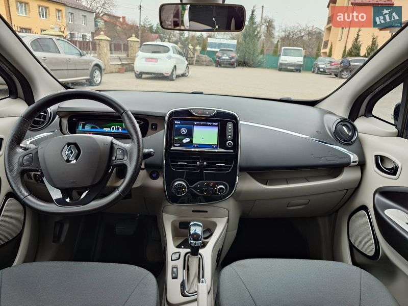 Хэтчбек Renault Zoe 2016 в Самборе