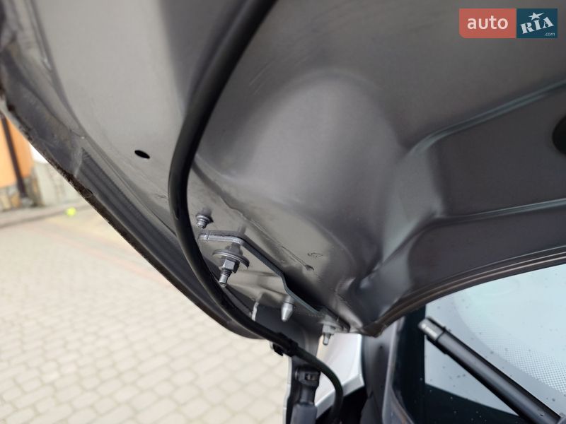 Хэтчбек Renault Zoe 2016 в Самборе