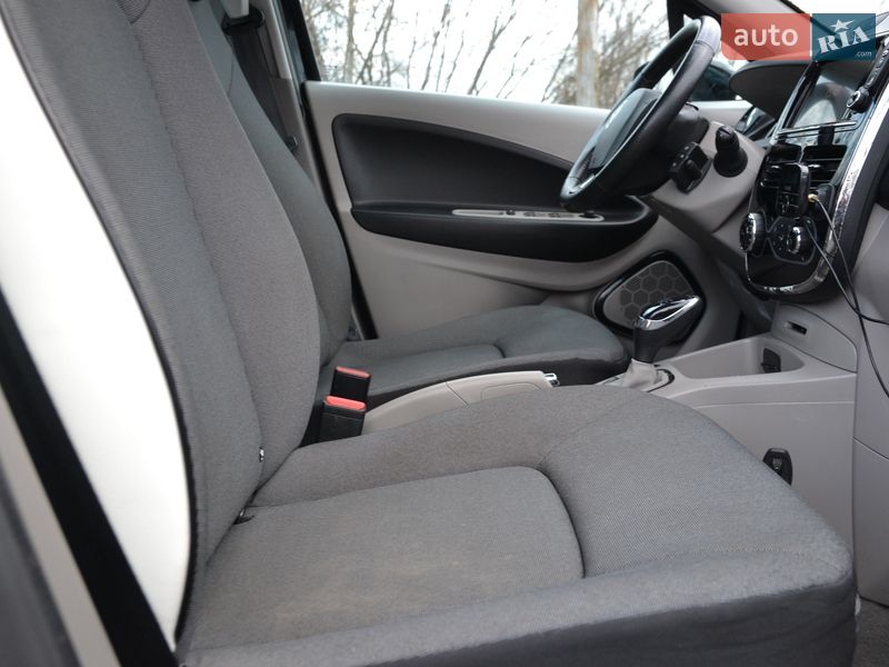 Хетчбек Renault Zoe 2015 в Луцьку