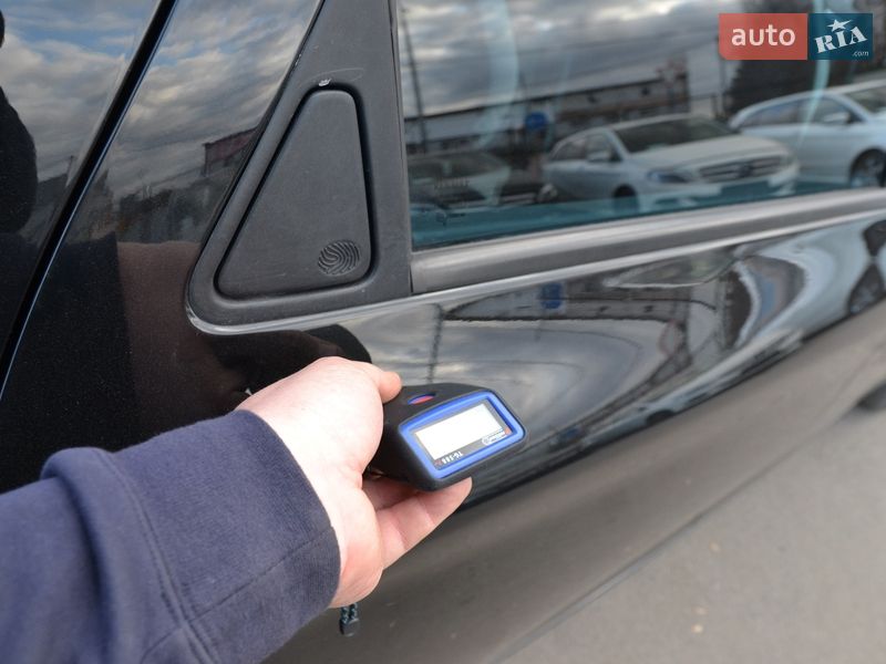 Хетчбек Renault Zoe 2015 в Луцьку