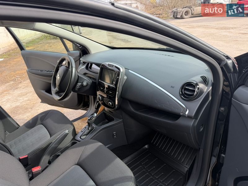 Хэтчбек Renault Zoe 2018 в Тернополе фото 15 Хэтчбек Renault Zoe 2018 в Тернополе