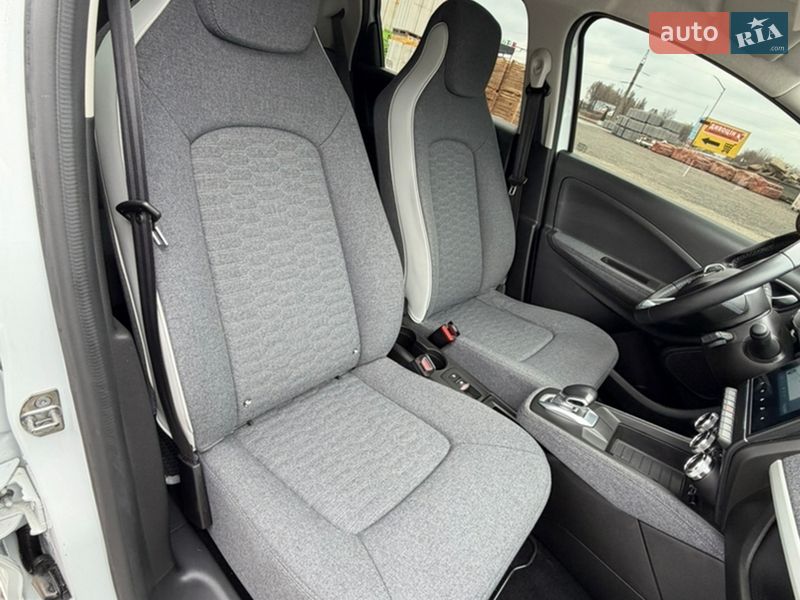 Хэтчбек Renault Zoe 2023 в Тернополе фото 26 Хэтчбек Renault Zoe 2023 в Тернополе