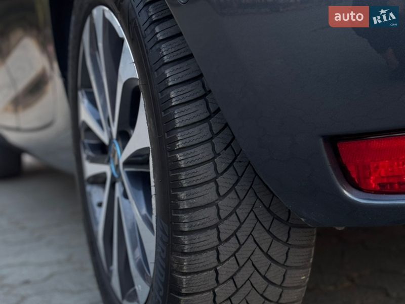 Хэтчбек Renault Zoe 2019 в Дубно фото 26 Хэтчбек Renault Zoe 2019 в Дубно