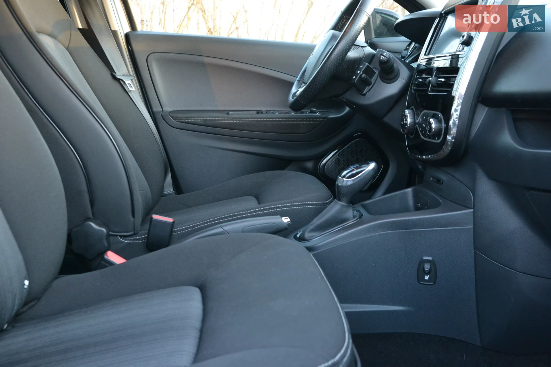 2018 Renault ZOE - мініатюра 20