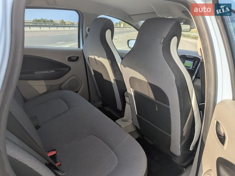 Хетчбек Renault Zoe 2015 в Радивиліві