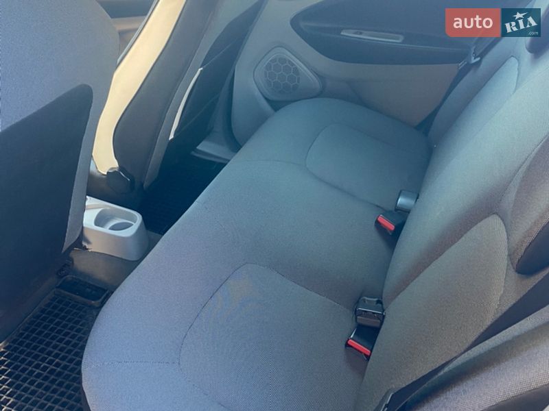 Хэтчбек Renault Zoe 2016 в Ровно