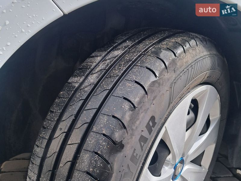 Хэтчбек Renault Zoe 2020 в Дубно