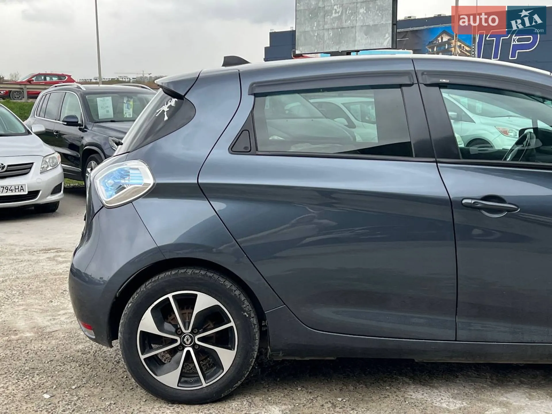 2017 Renault ZOE - мініатюра 8