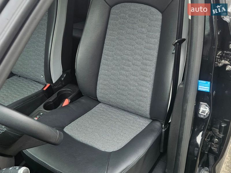 Хетчбек Renault Zoe 2020 в Тернополі