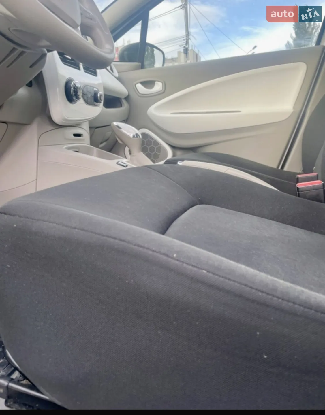 2018 Renault ZOE - мініатюра 16