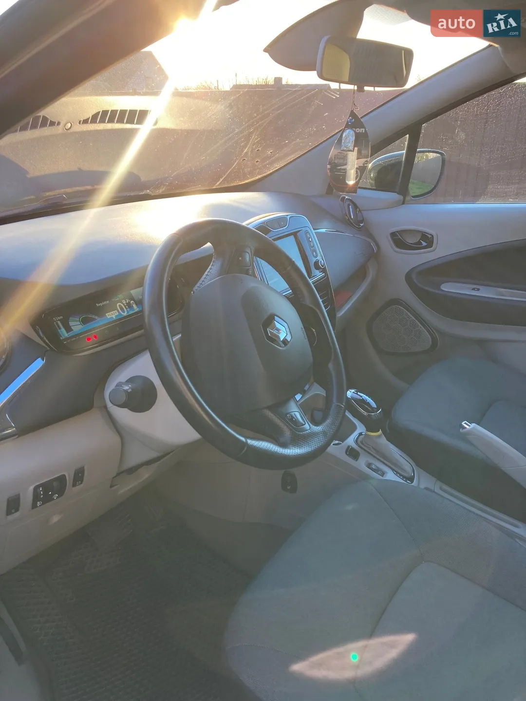 2015 Renault ZOE - мініатюра 3