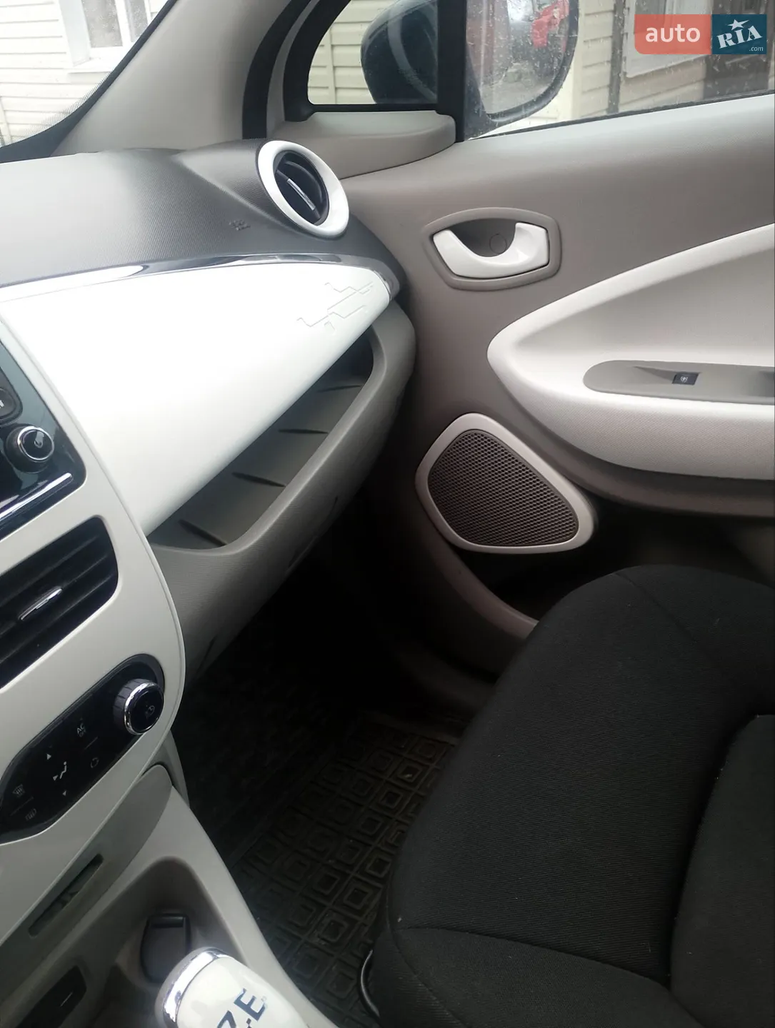 2014 Renault ZOE - мініатюра 18