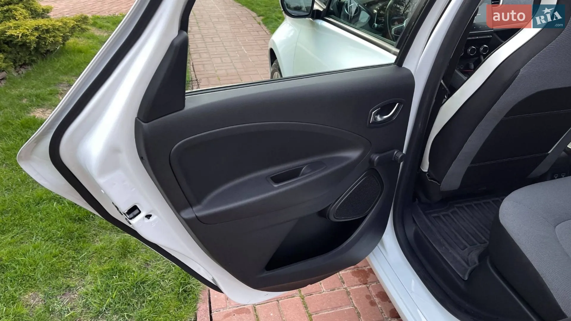 2020 Renault ZOE - мініатюра 19
