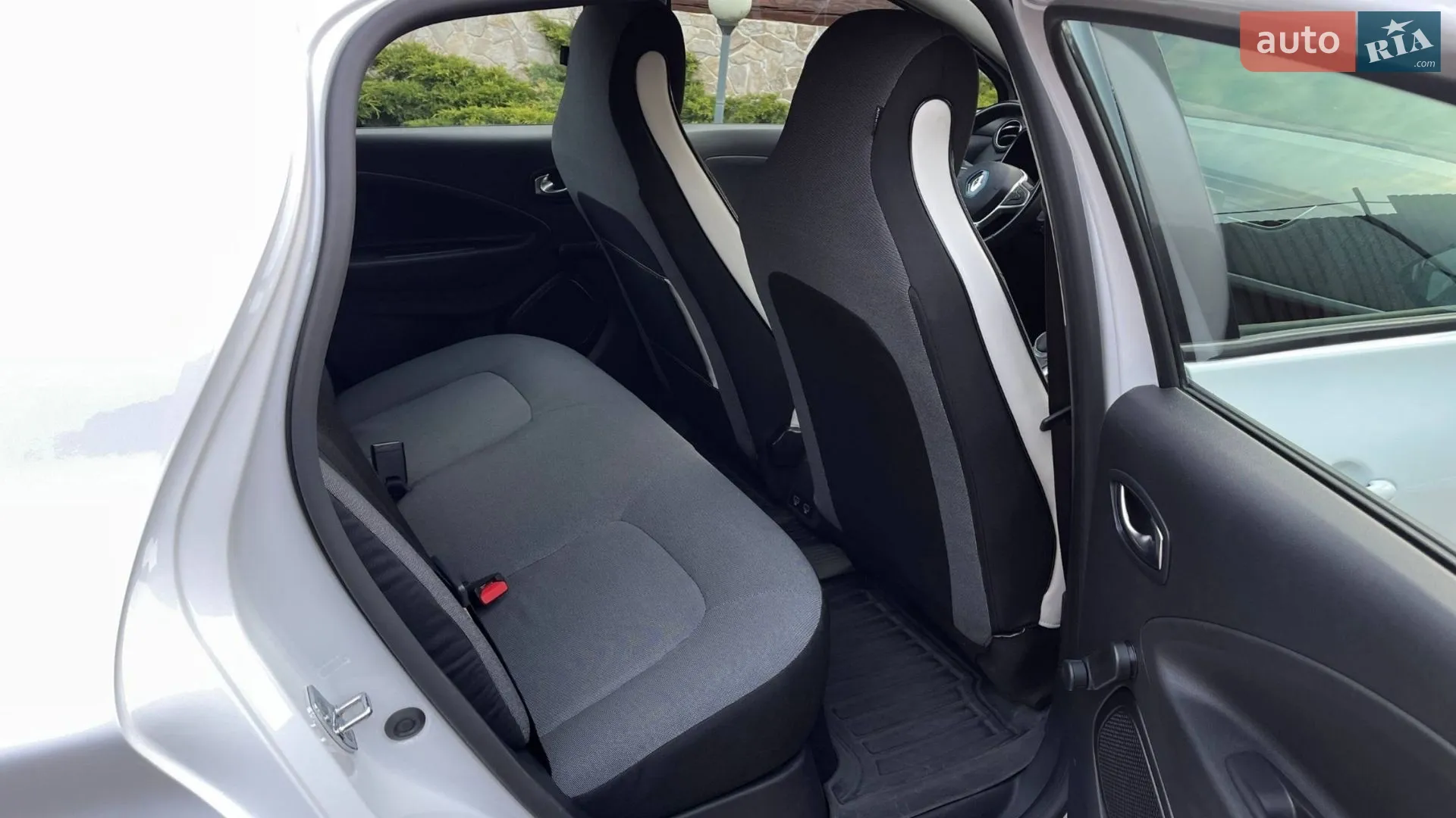 2020 Renault ZOE - мініатюра 21