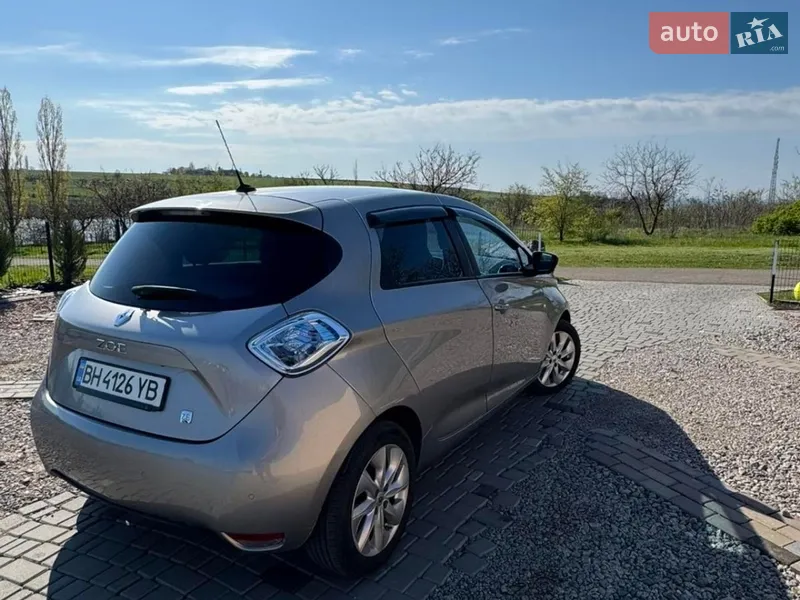 Renault Zoe 2014 VIN VF1AGVYA051937383 фото оголошення 9 з 46