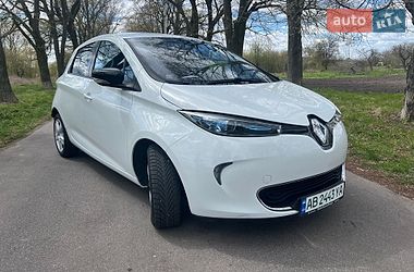 Хетчбек Renault Zoe 2015 в Турбовом