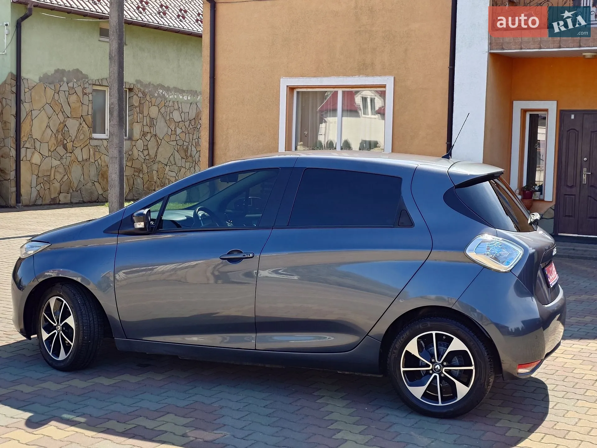 2017 Renault ZOE - мініатюра 12
