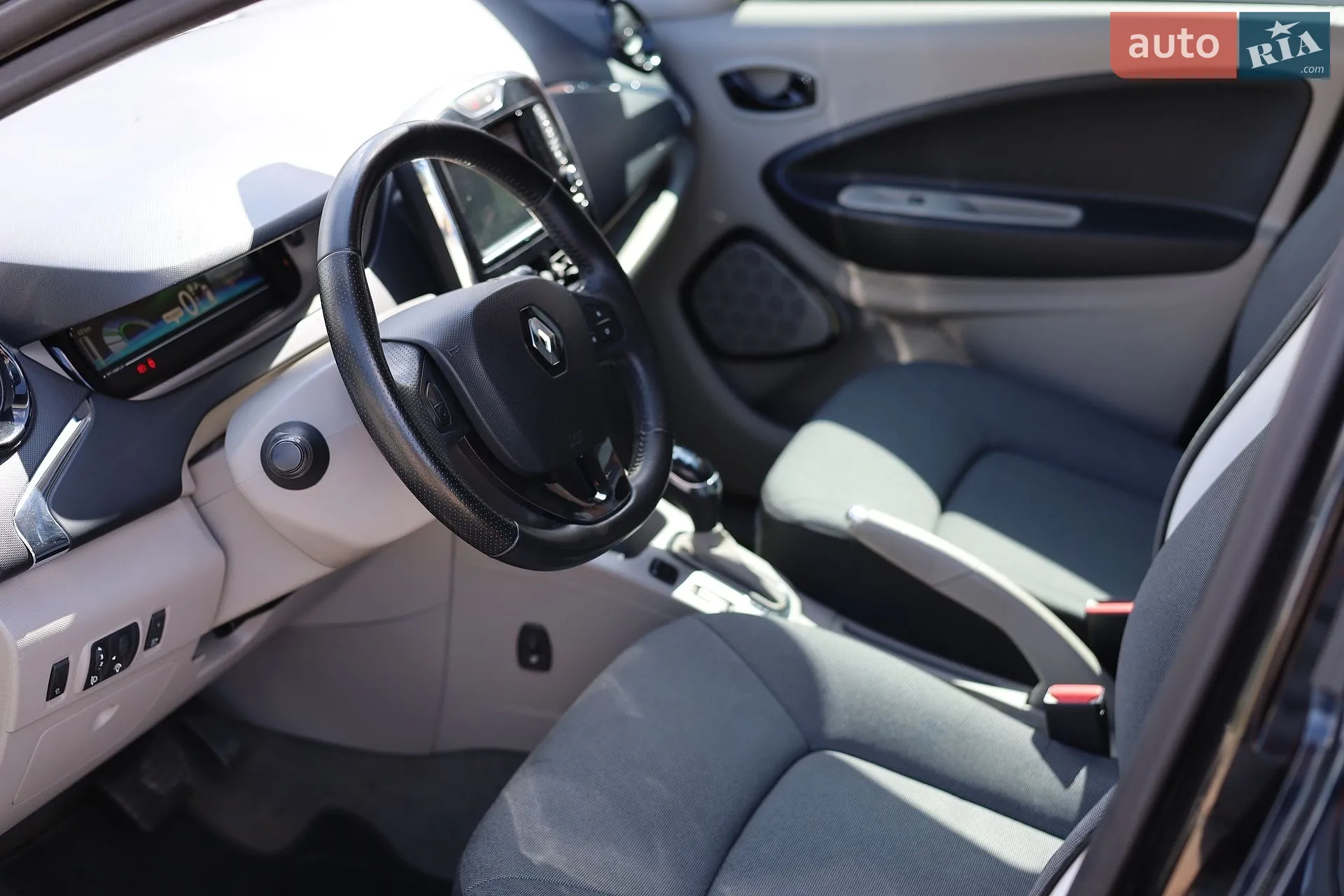 2015 Renault ZOE - мініатюра 24