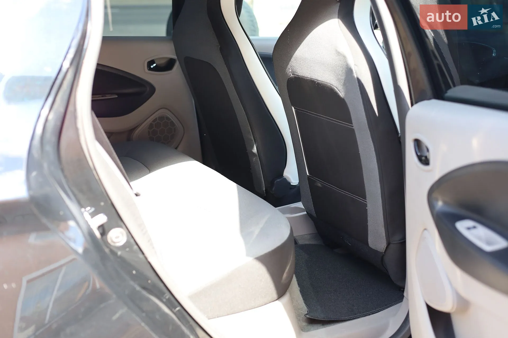 2015 Renault ZOE - мініатюра 40