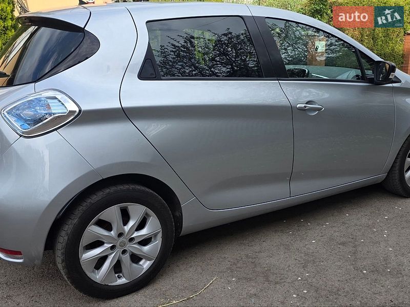 Хэтчбек Renault Zoe 2018 в Калуше
