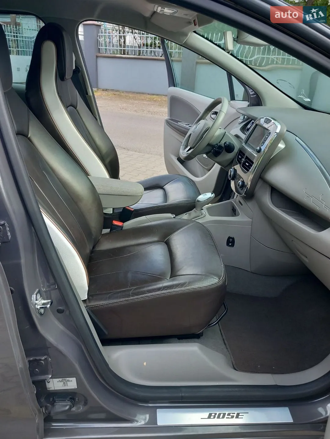 2016 Renault ZOE - мініатюра 12
