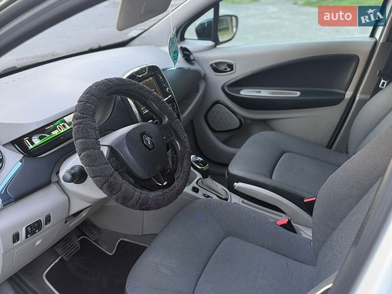 Хэтчбек Renault Zoe 2013 в Киеве