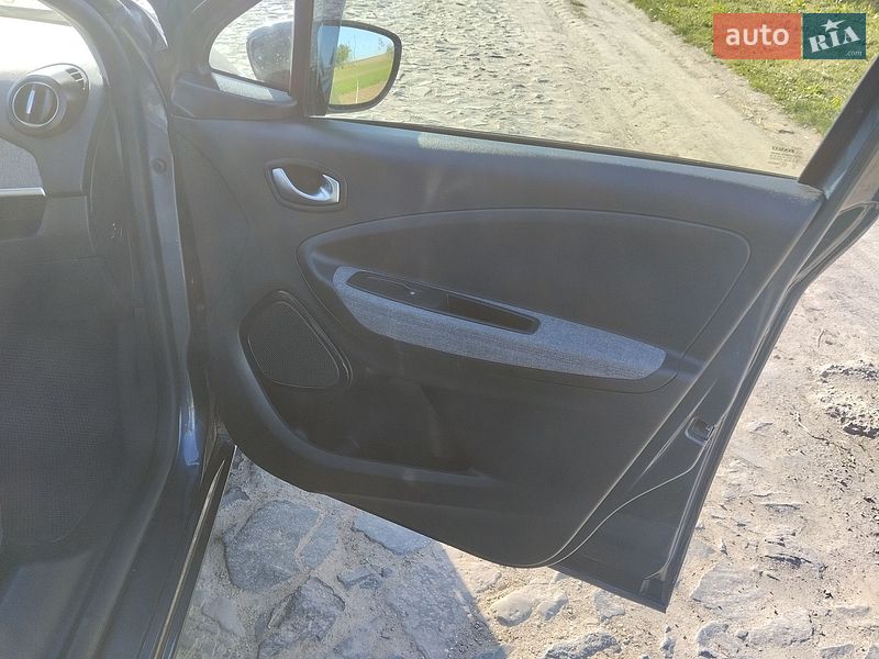 Хэтчбек Renault Zoe 2020 в Дубно