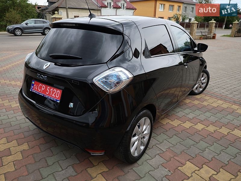 Хэтчбек Renault Zoe 2015 в Самборе