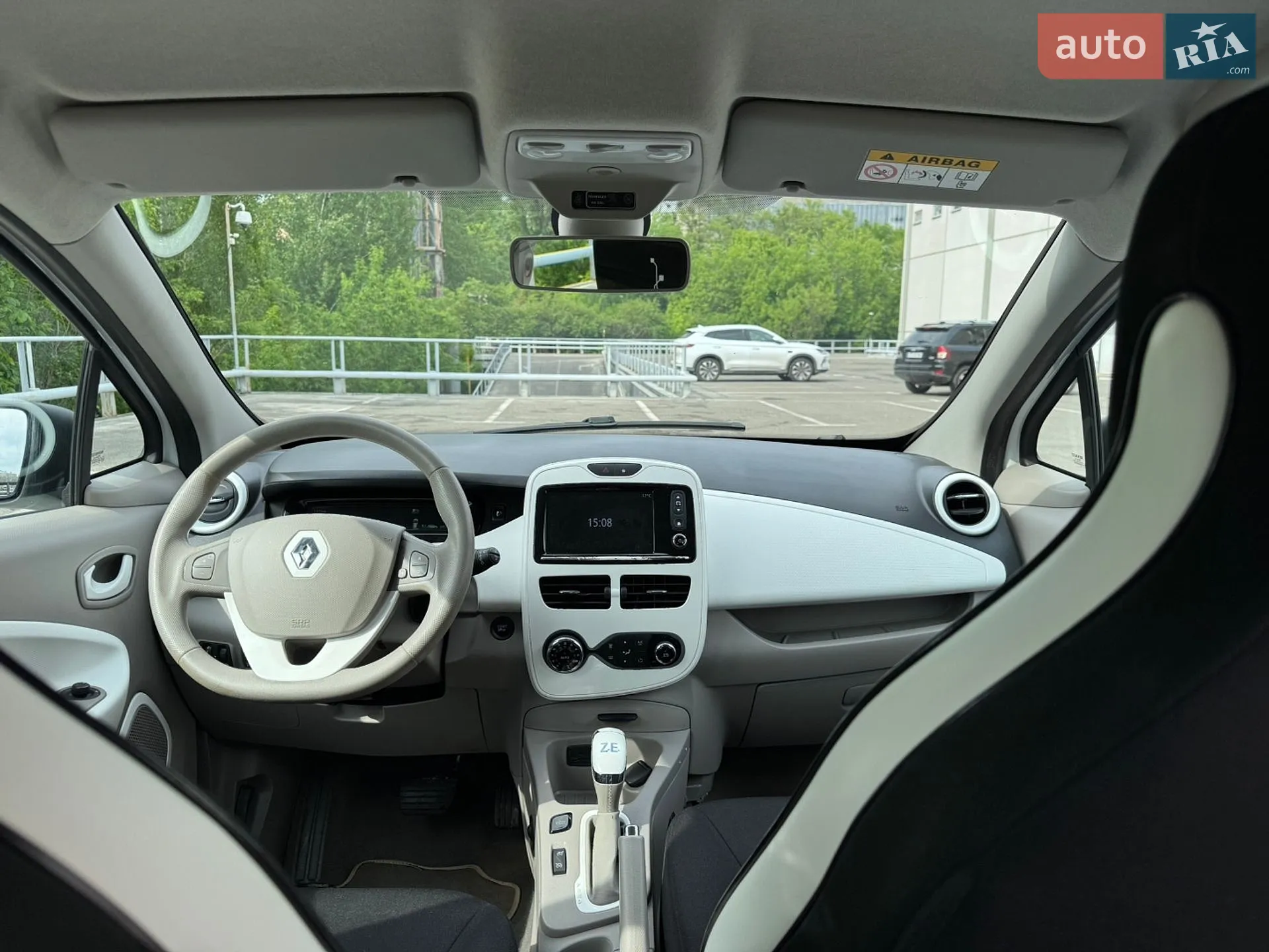 2017 Renault ZOE - мініатюра 15