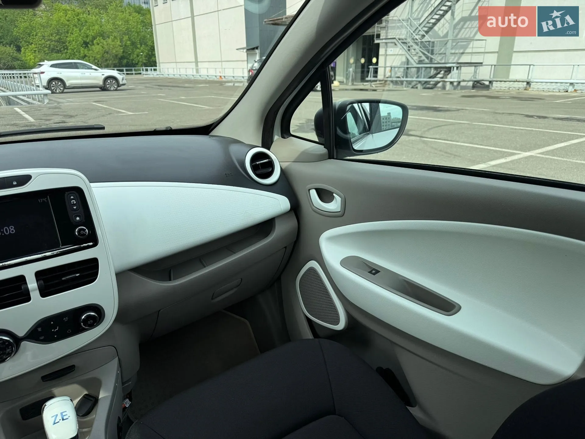 2017 Renault ZOE - мініатюра 17