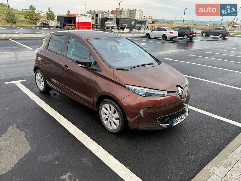 Хэтчбек Renault Zoe 2015 в Ровно
