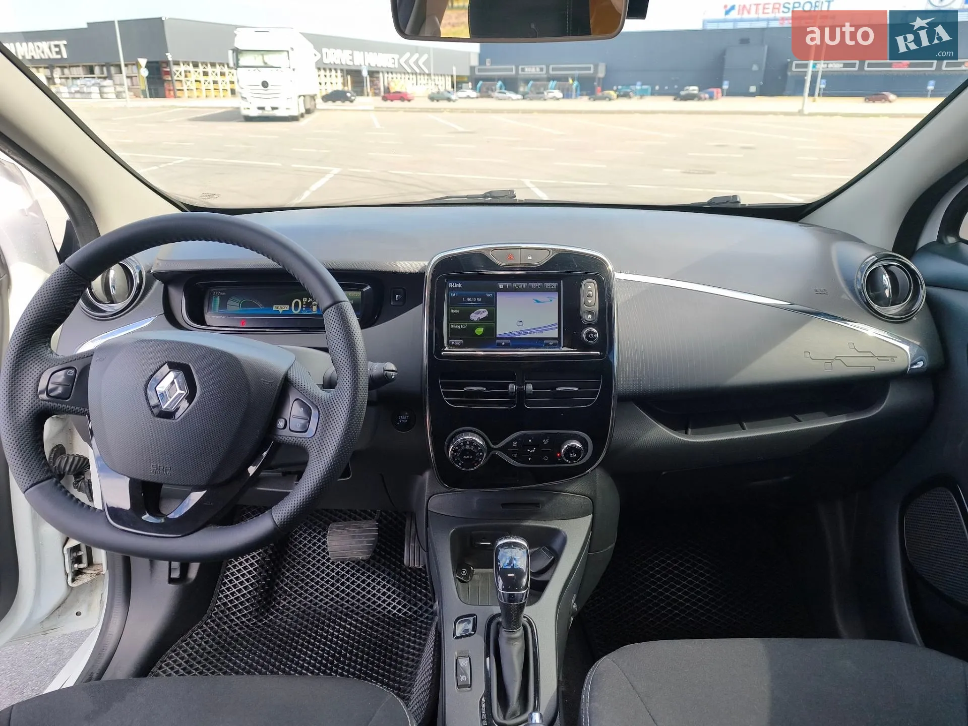 2017 Renault ZOE - мініатюра 25