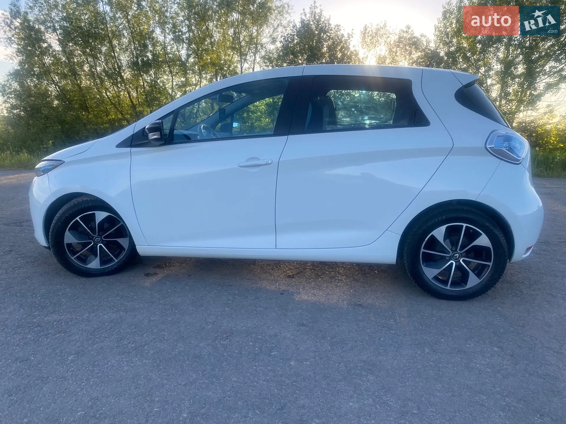 2015 Renault ZOE - мініатюра 21