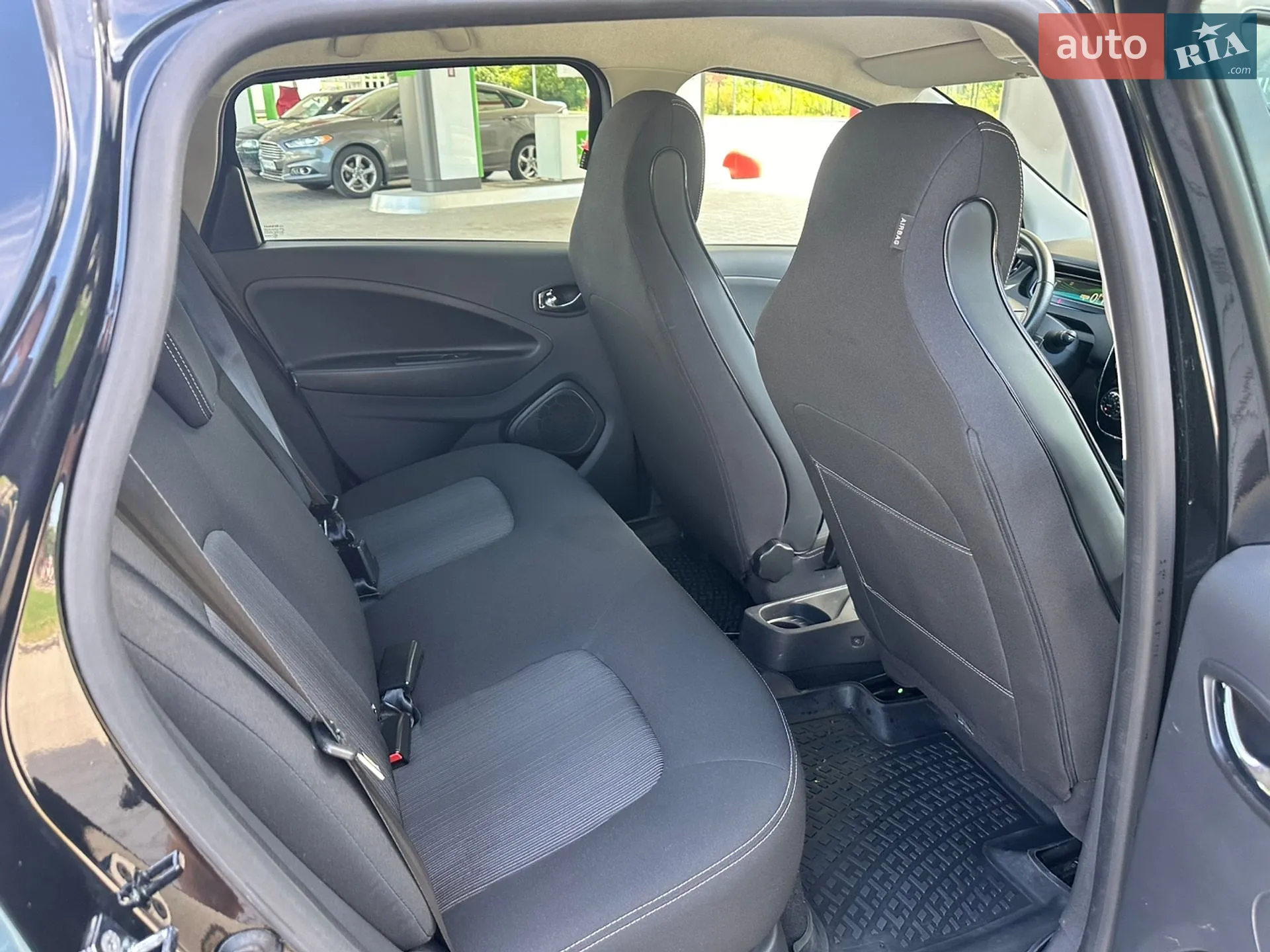 2017 Renault ZOE - мініатюра 13