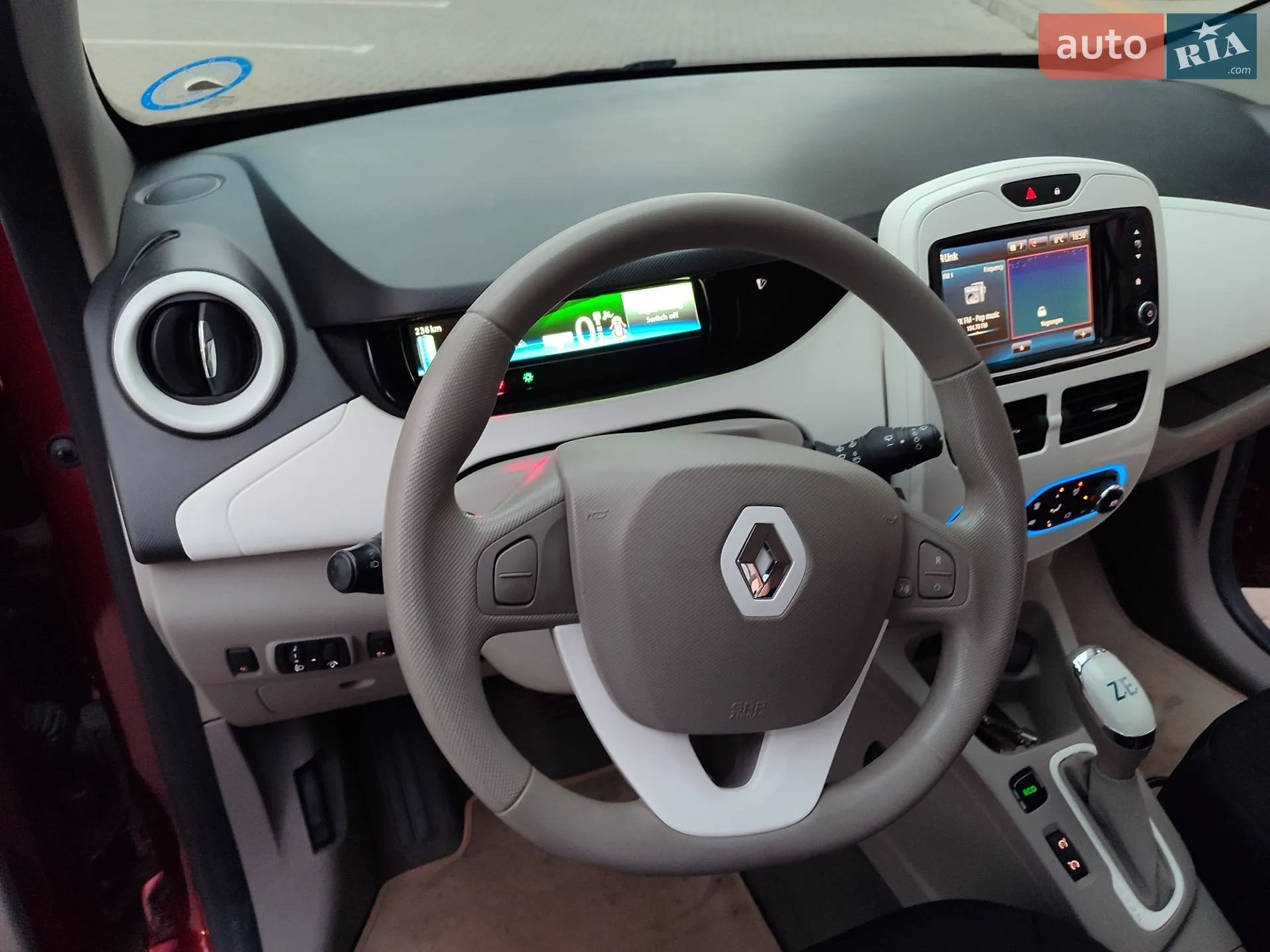 2017 Renault ZOE - мініатюра 10