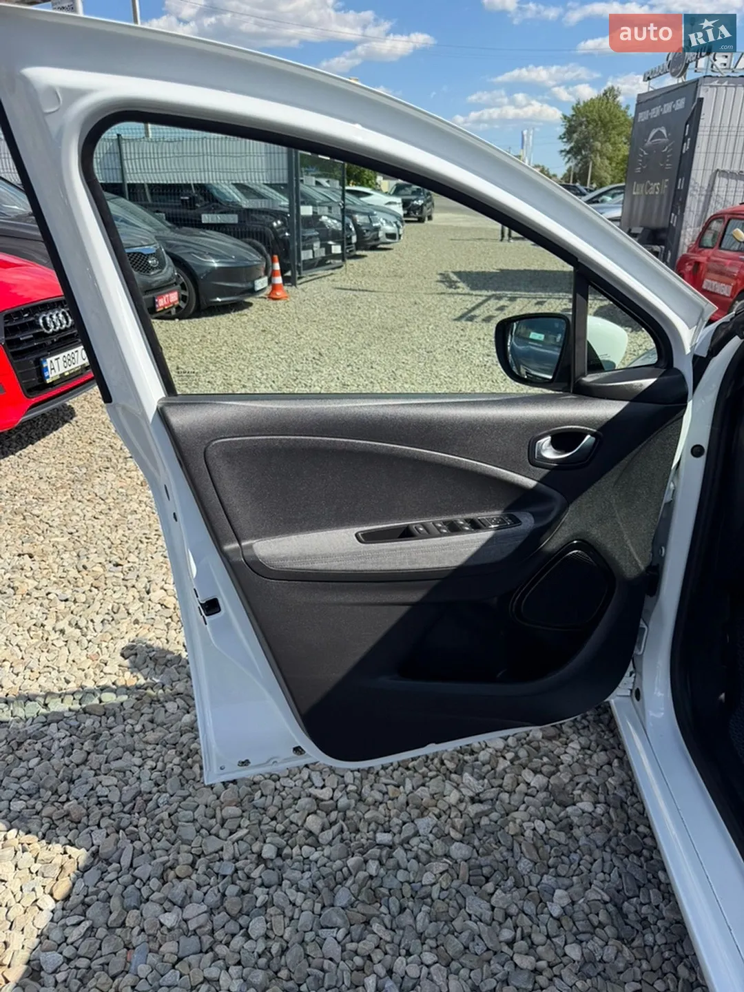 2020 Renault ZOE - мініатюра 17