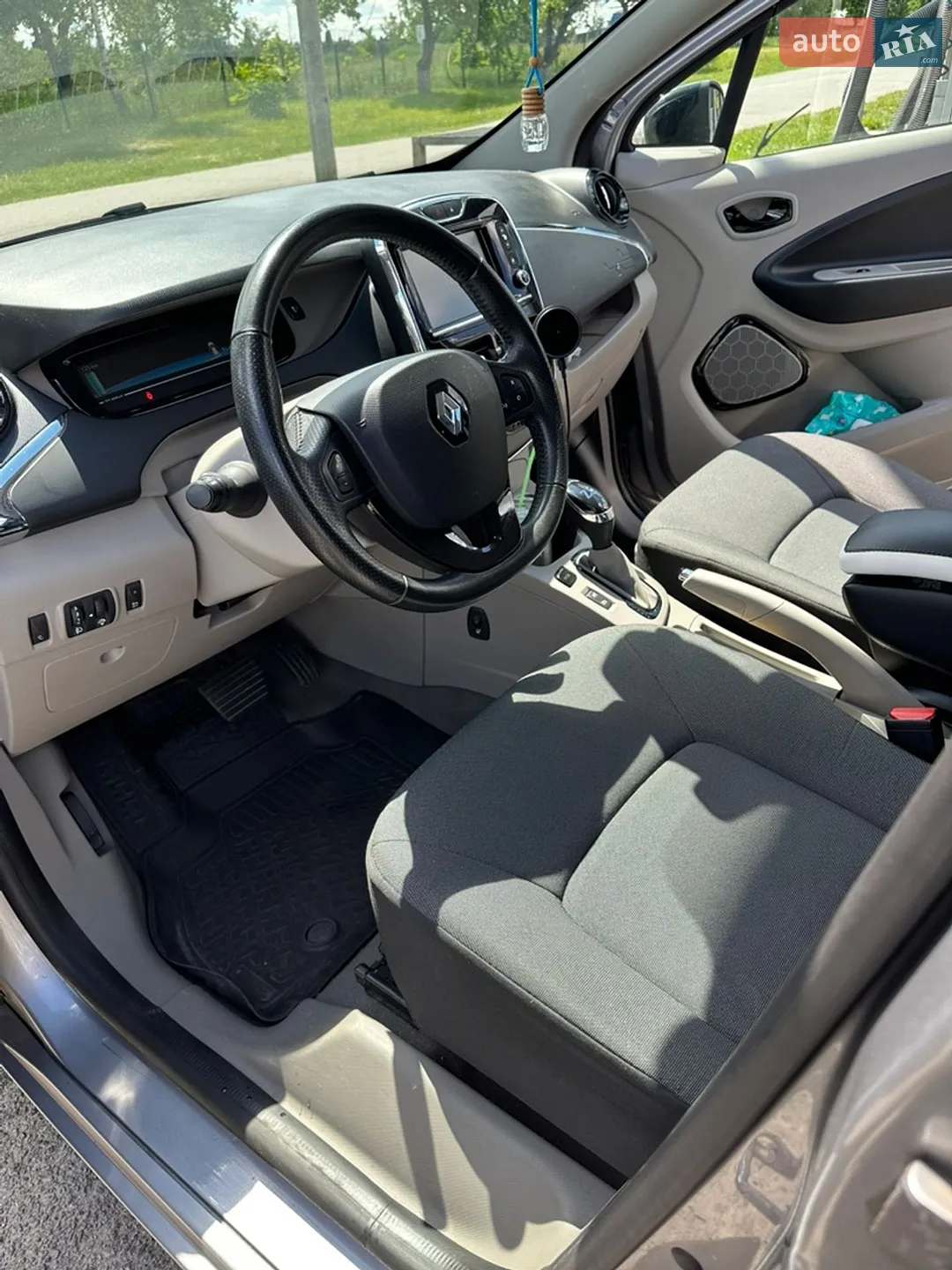 2016 Renault ZOE - мініатюра 9