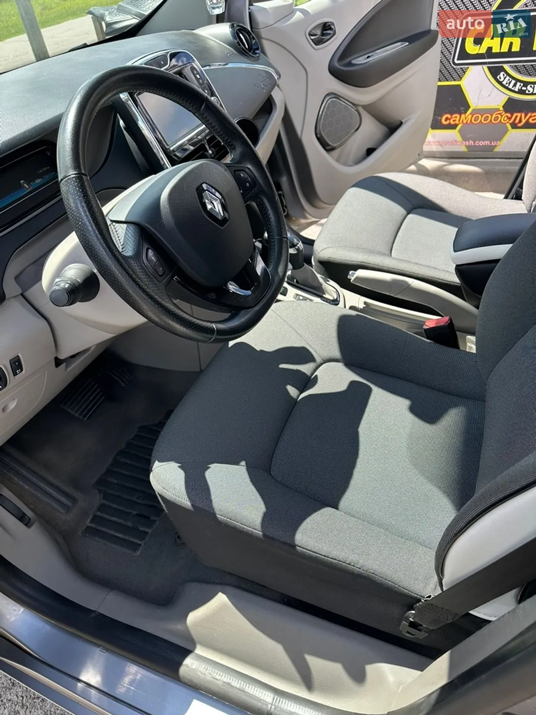 2016 Renault ZOE - мініатюра 10