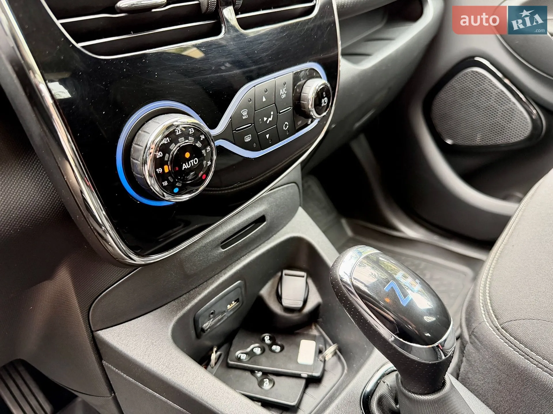 2018 Renault ZOE - мініатюра 13
