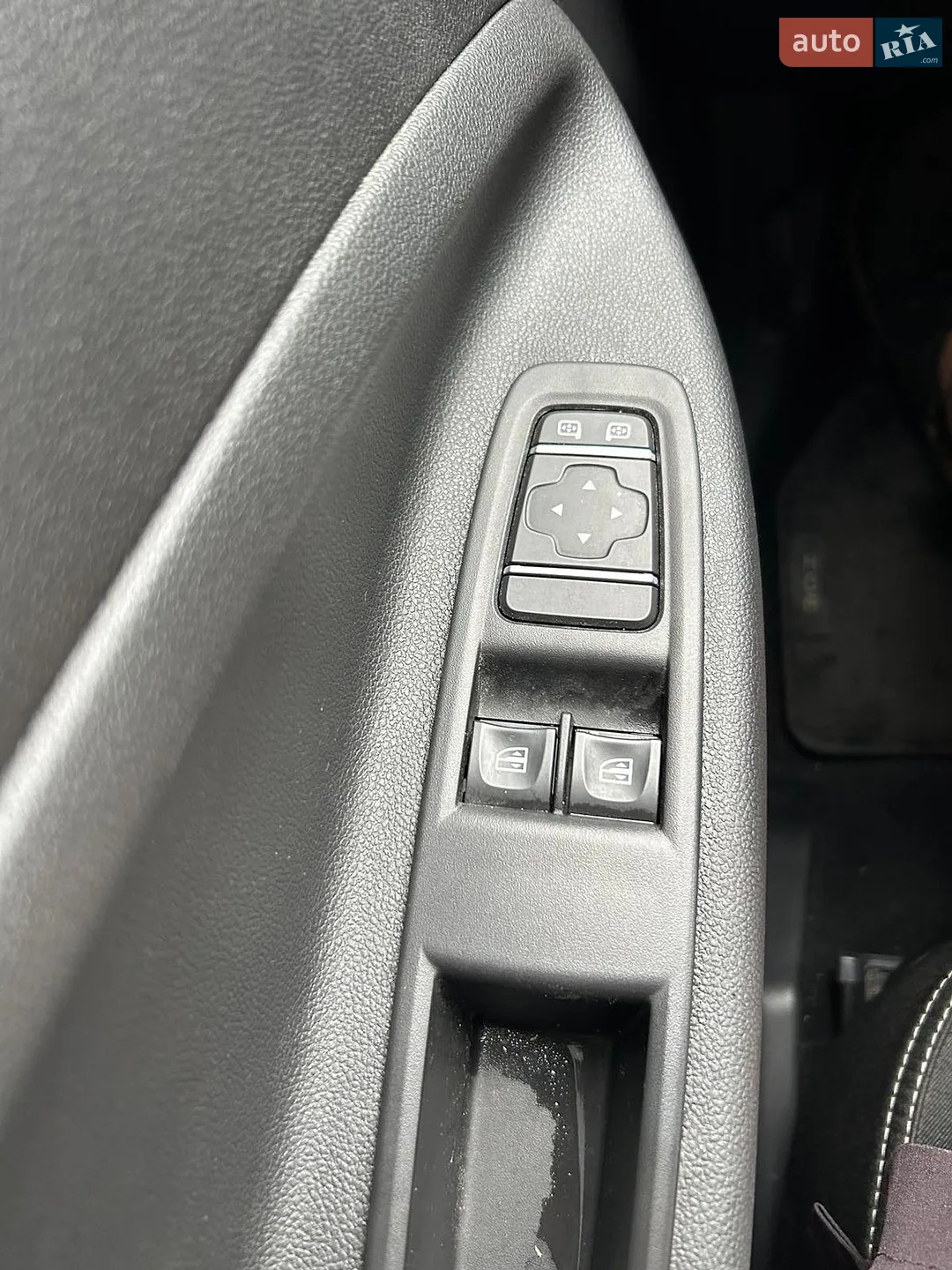 2020 Renault ZOE - мініатюра 41