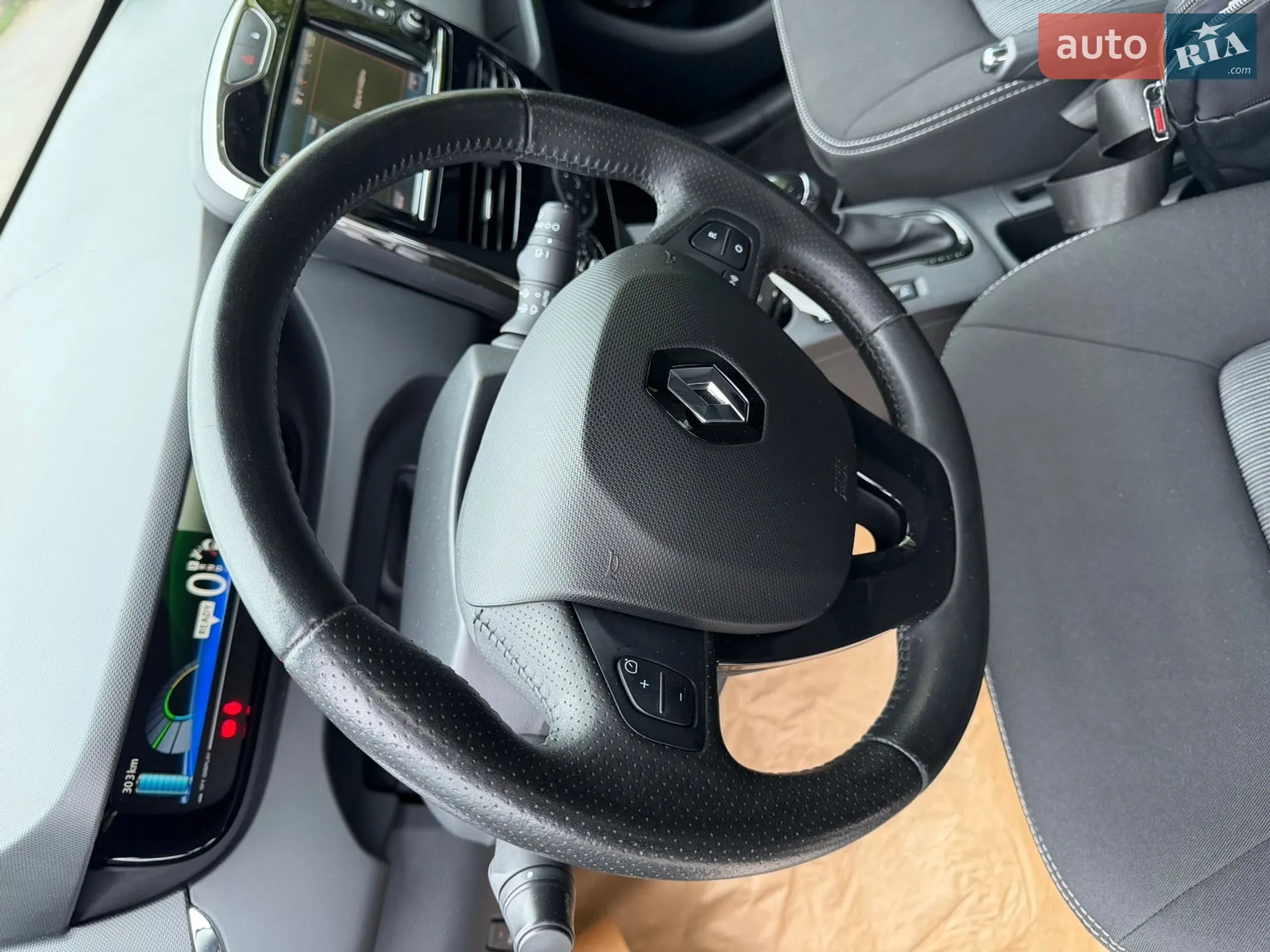 2018 Renault ZOE - мініатюра 26