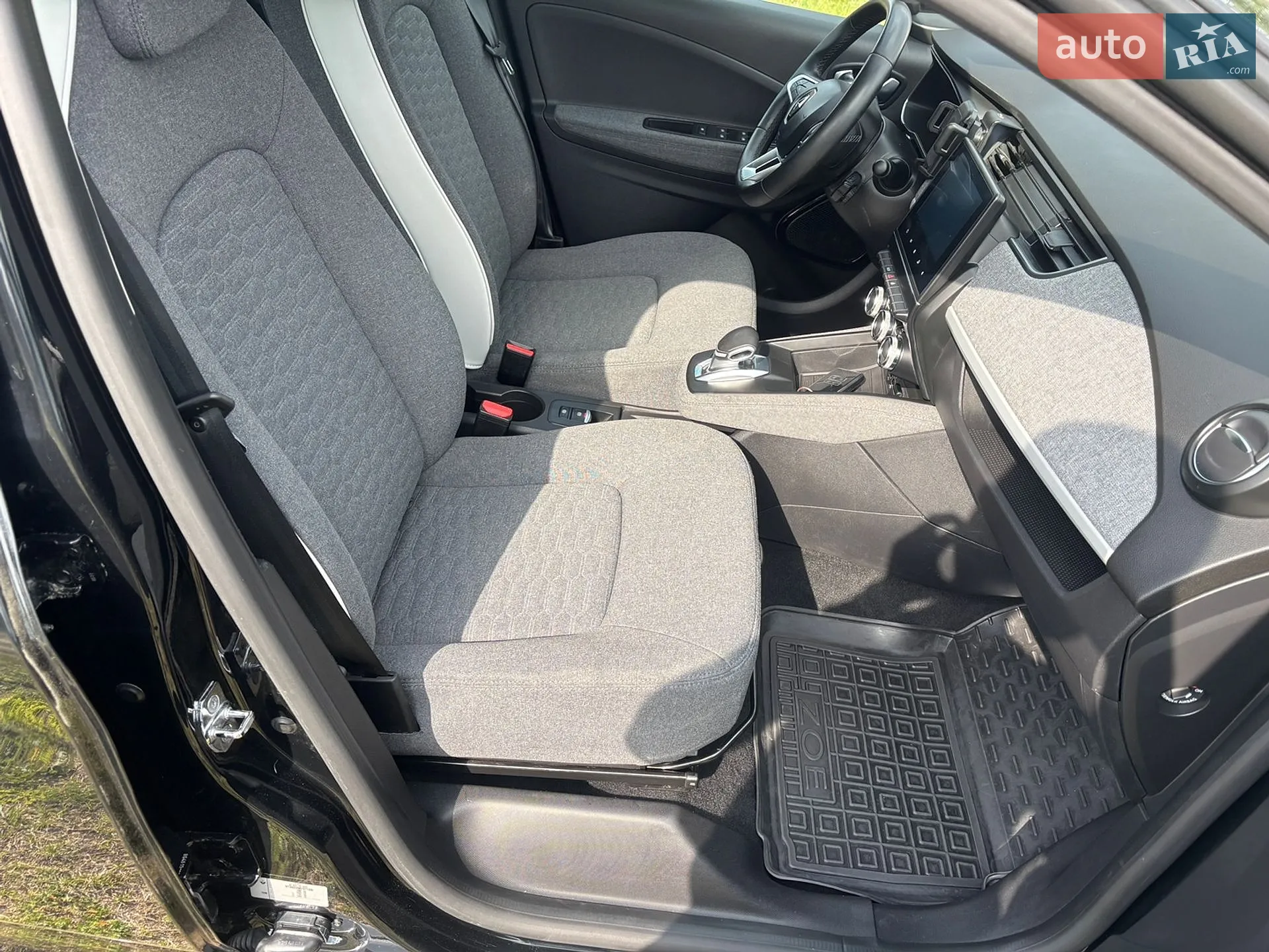 2021 Renault ZOE - мініатюра 18