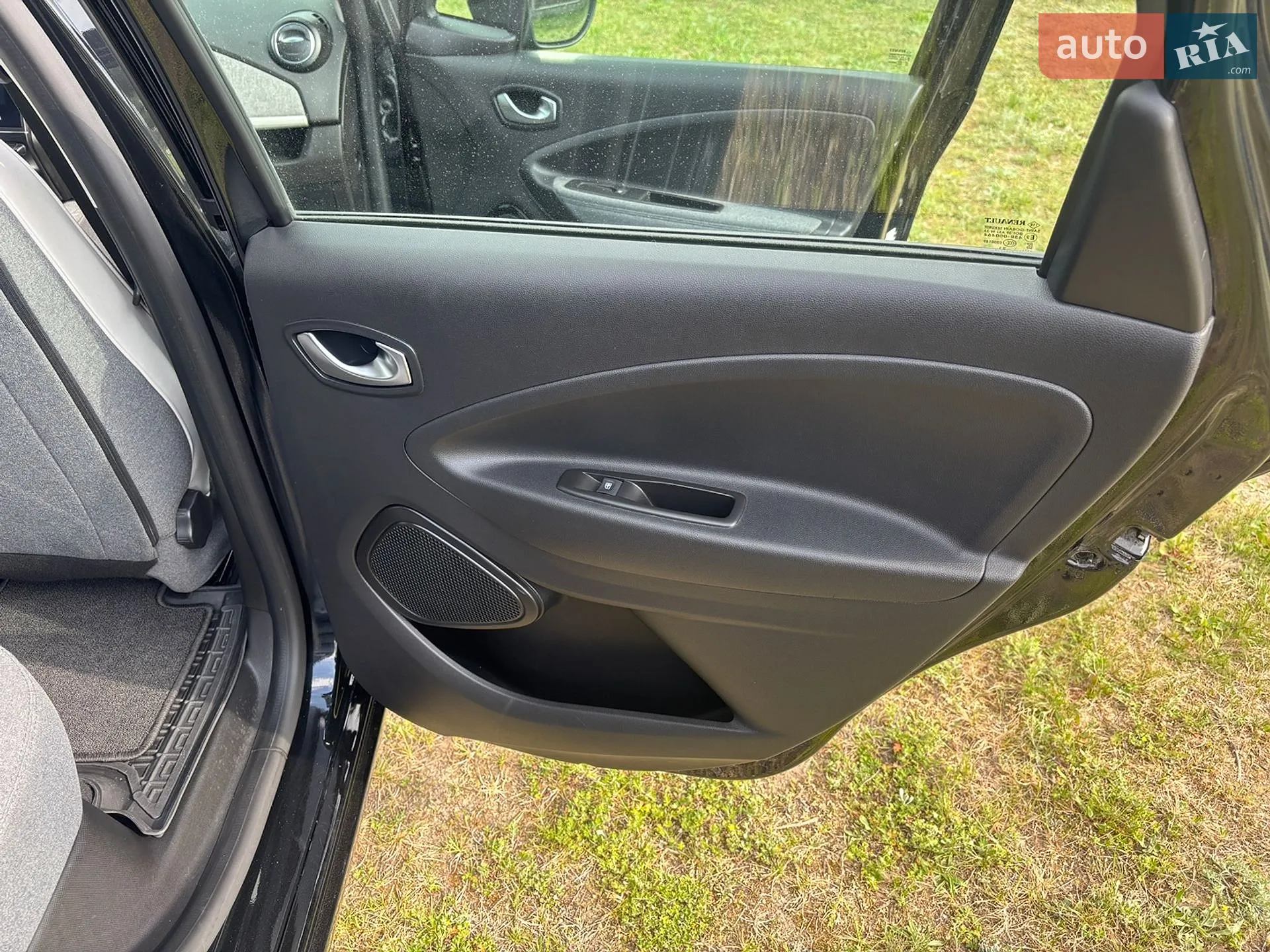 2021 Renault ZOE - мініатюра 21