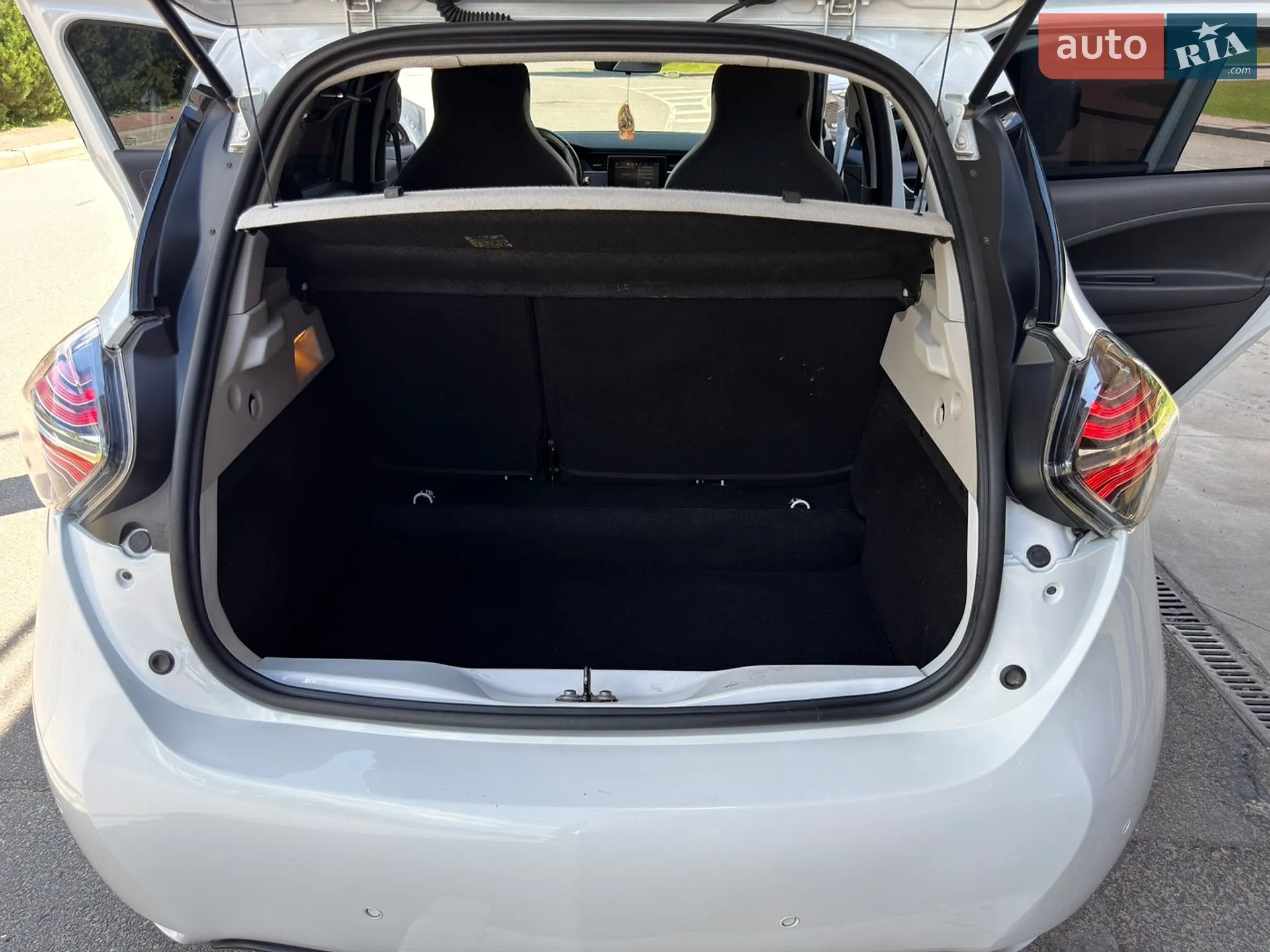 2022 Renault ZOE - мініатюра 31