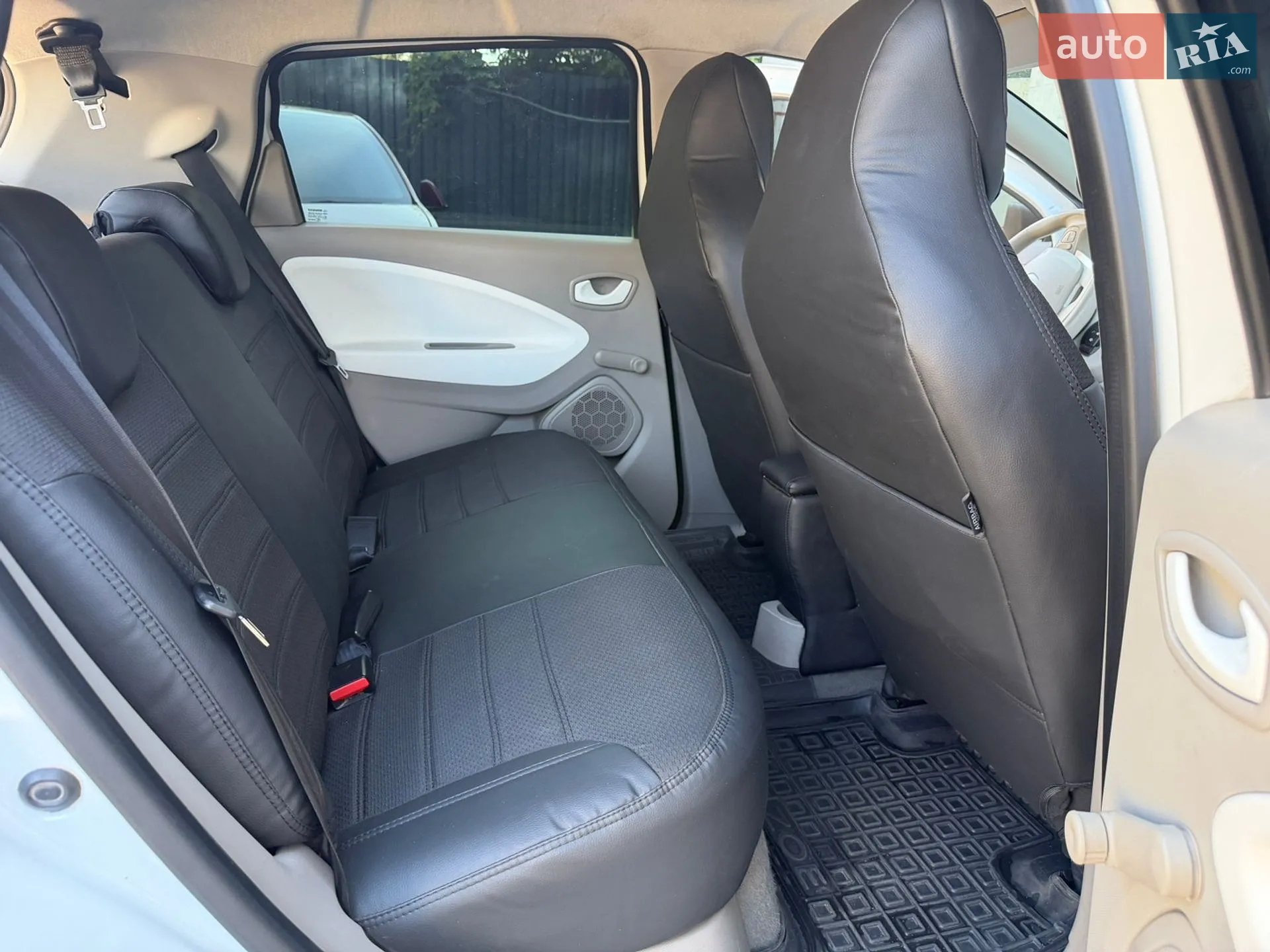 2018 Renault ZOE - мініатюра 12